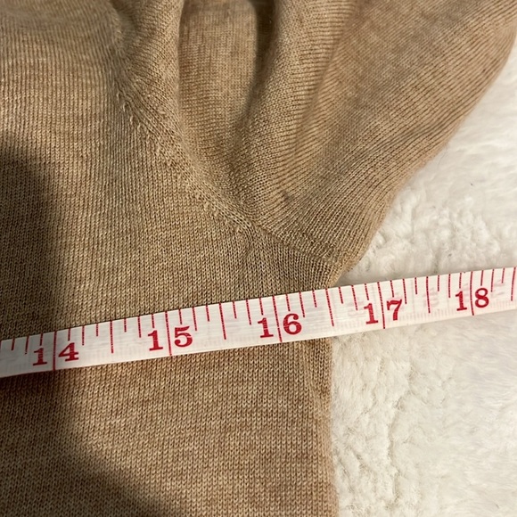 Club Monaco wool sweater - Picture 6 of 7